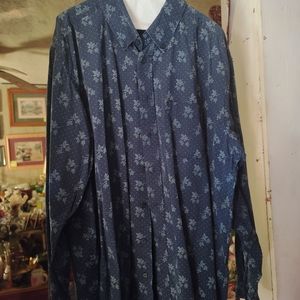 OLD NAVY MEN'S CASUAL SHIRT. SIZE XL.